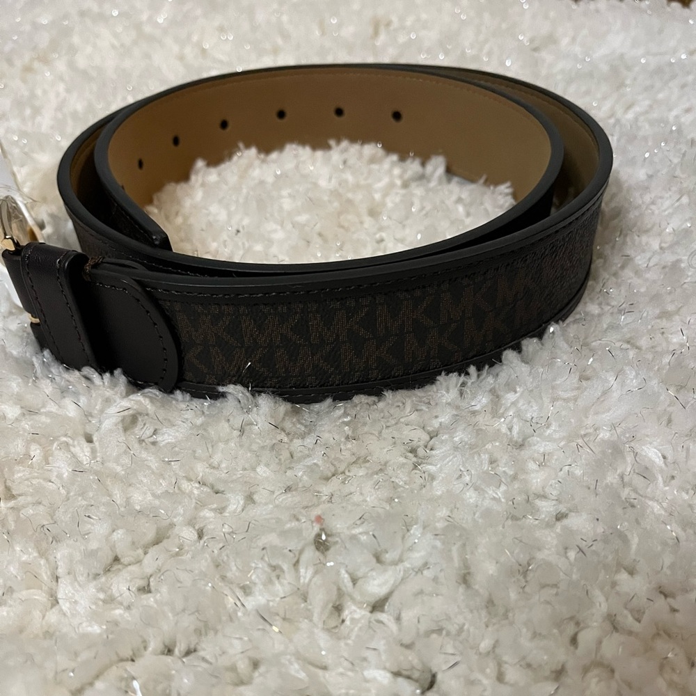 NWT Michael Kors Logo Brown Belt. Size L